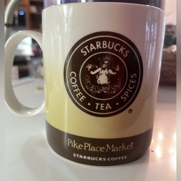 Starbucks 2011 Pike Place Market Coffee Mug 16 oz Collectors Series Cup Seattle - Picture 1 of 5